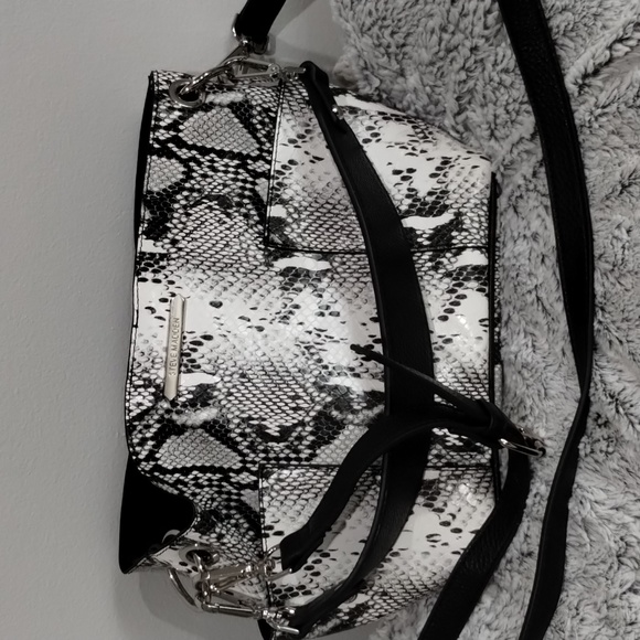 Steve Madden Handbags - Steve Madden bags